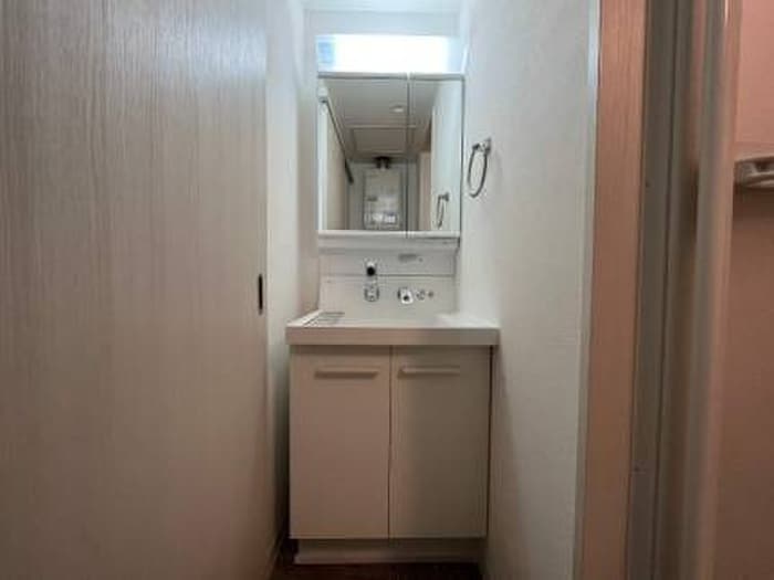 物件内観写真13　(洗面)