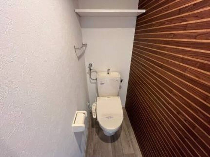 物件内観写真15　(トイレ)