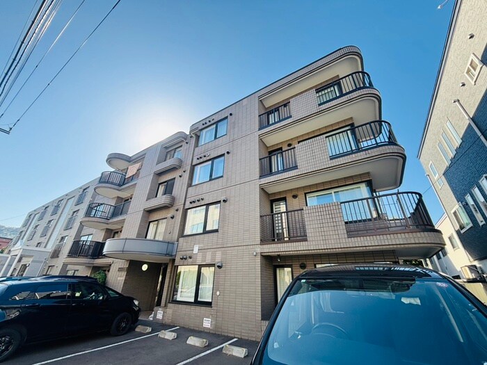 物件外観写真1　(外観写真)