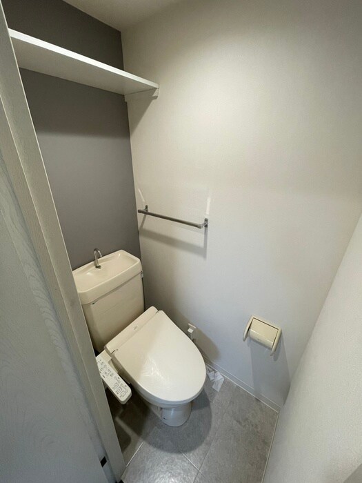 物件内観写真13　(トイレ)