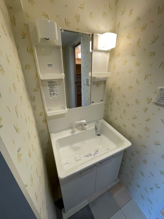 物件内観写真14　(洗面)