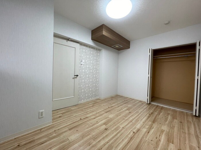 物件内観写真22　(居室)