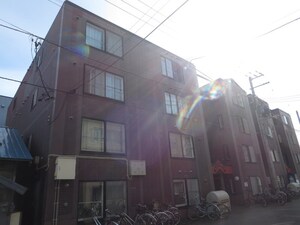 メゾンエスポア－ル外観写真