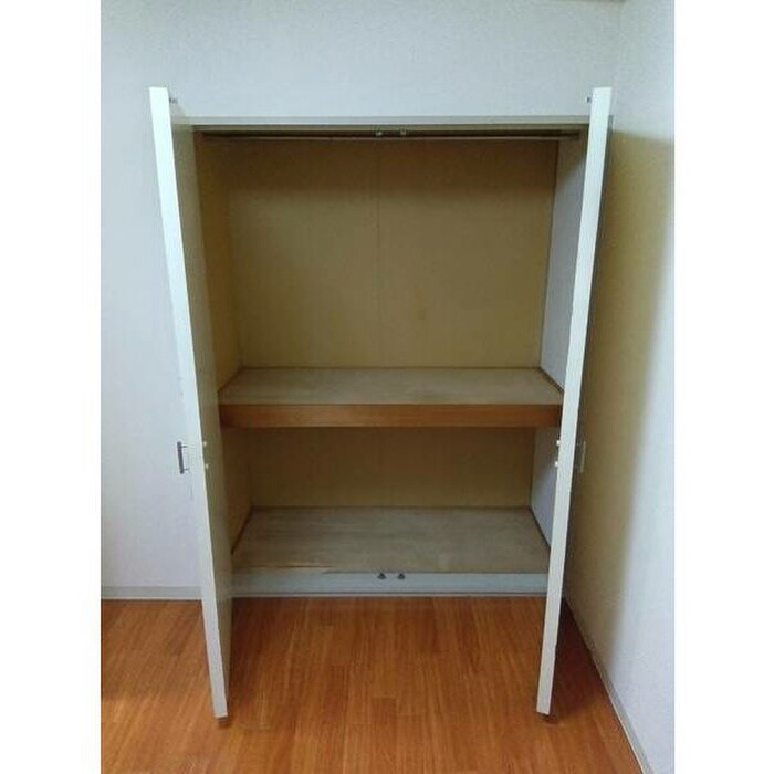 物件内観写真9　(収納)