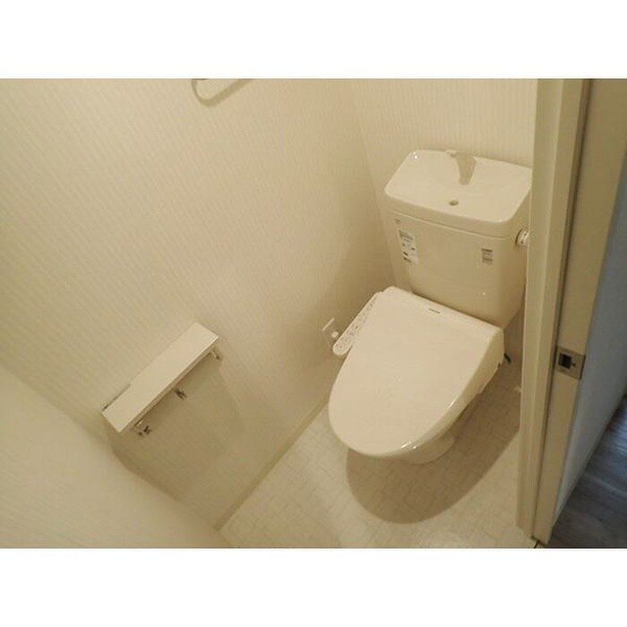 物件内観写真11　(トイレ)