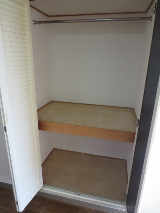 物件内観写真14　(収納)