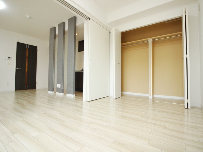 物件内観写真9　(居室)