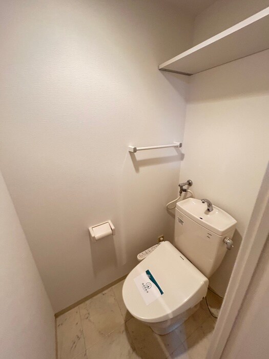 物件内観写真14　(トイレ)