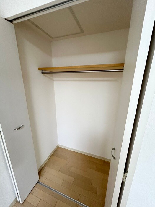 物件内観写真15　(収納)