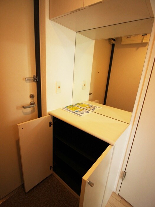 物件内観写真17　(靴箱)