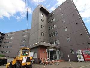 幌西ハイツ外観写真