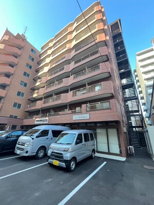 旭堂第一マンション　知事公館前外観写真