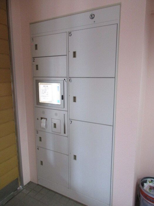 物件外観写真6　(建物設備)