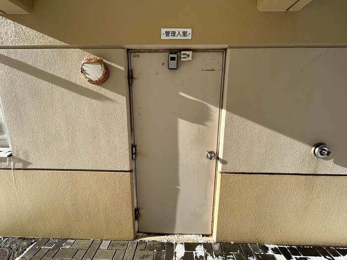 物件外観写真4　(建物設備)