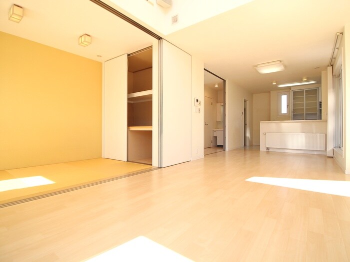 物件内観写真6　(居室)