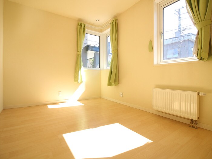 物件内観写真8　(居室)