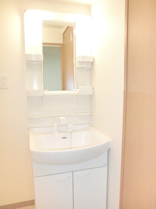 物件内観写真11　(洗面)