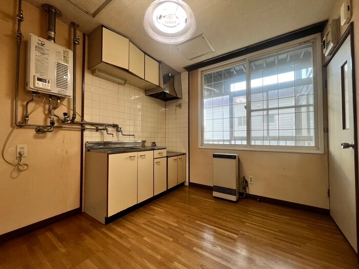 物件内観写真11　(居室)