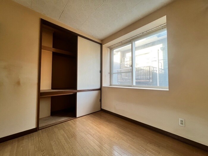 物件内観写真12　(居室)