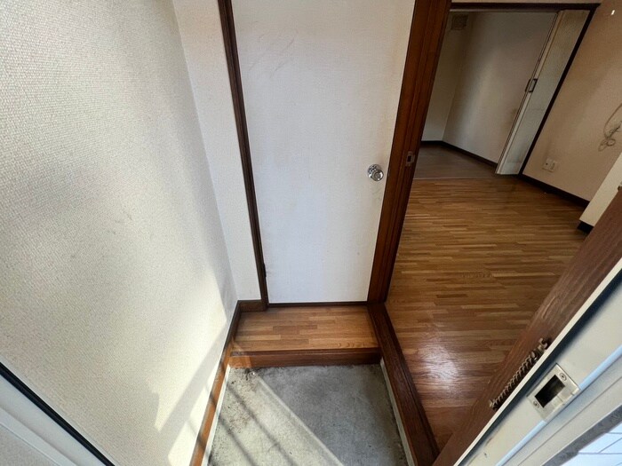 物件内観写真20　(玄関)
