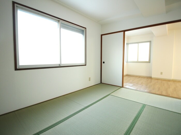 物件内観写真10　(居室)