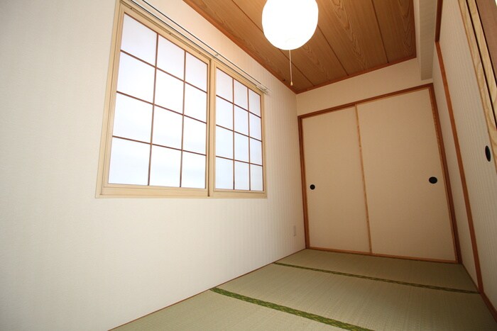 物件内観写真10　(居室)