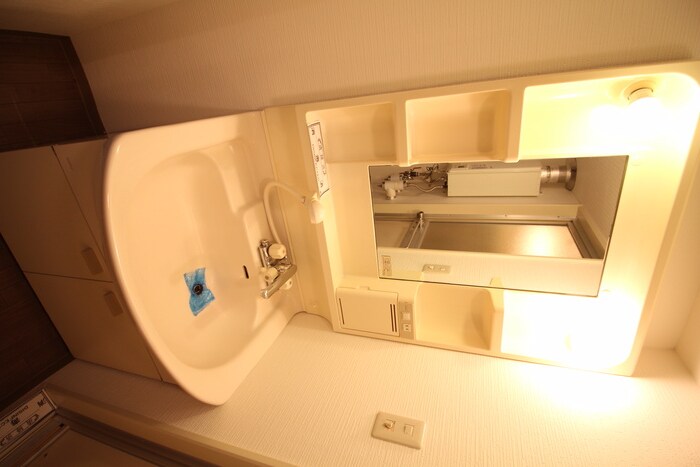 物件内観写真13　(洗面)