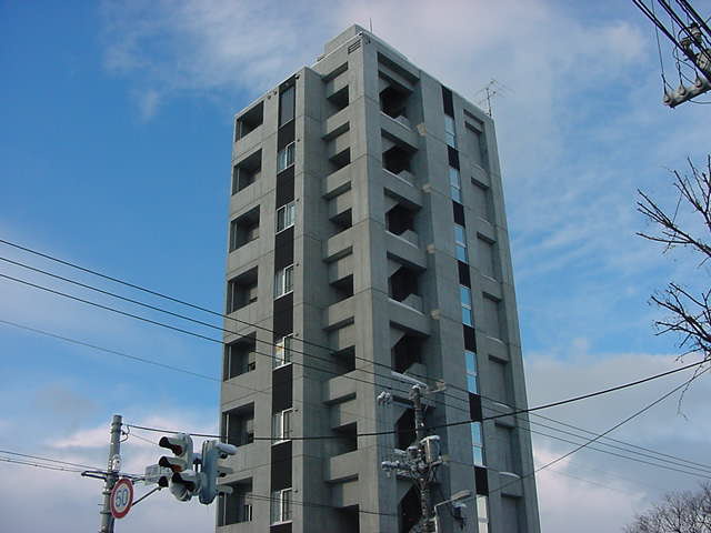 Ｅ・ビルド