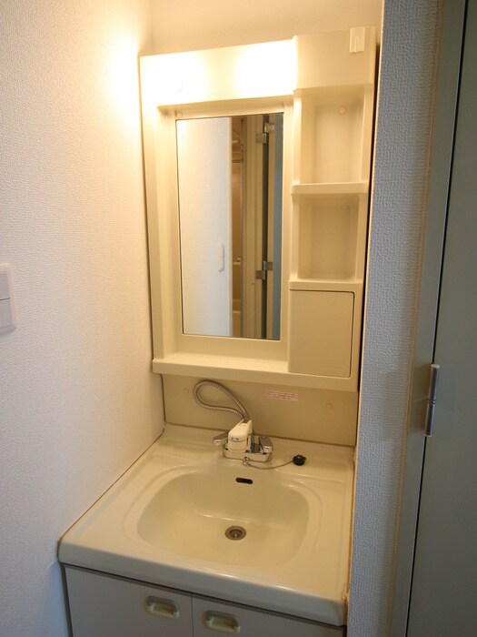 物件内観写真15　(洗面)