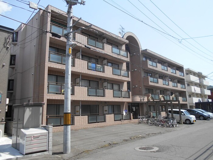 物件外観写真1　(外観写真)