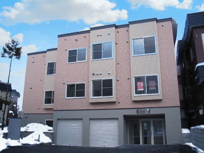 物件外観写真2　(外観写真)