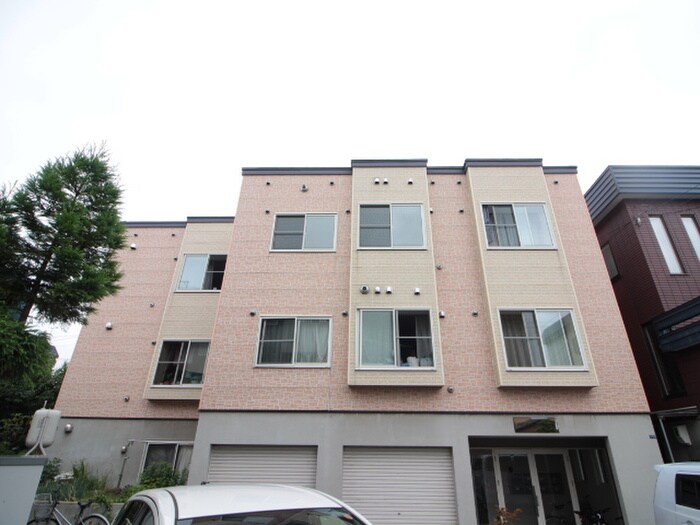 物件外観写真3　(外観写真)