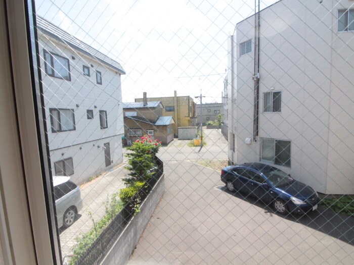 物件内観写真10　(室内からの展望)