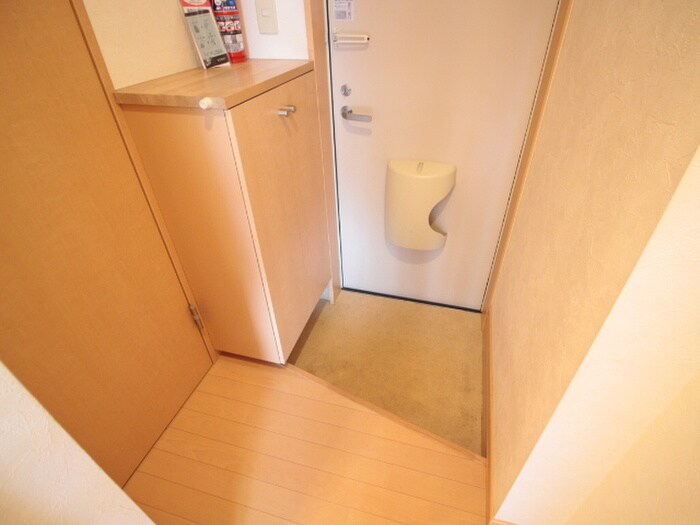 物件内観写真21　(玄関)