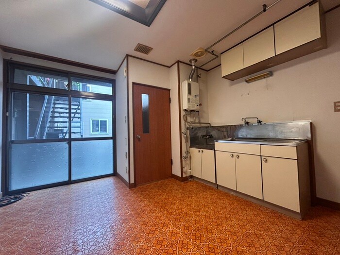 物件内観写真9　(居室)