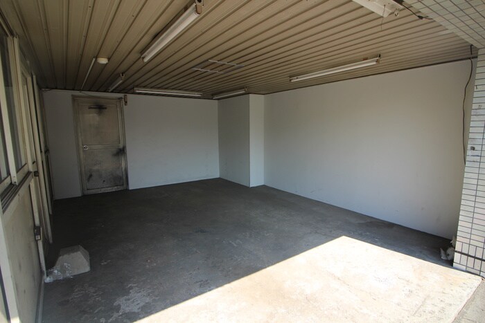 物件外観写真4　(駐車場)