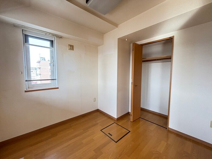 物件内観写真11　(居室)