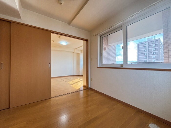 物件内観写真12　(居室)