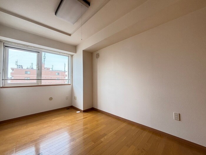 物件内観写真13　(居室)