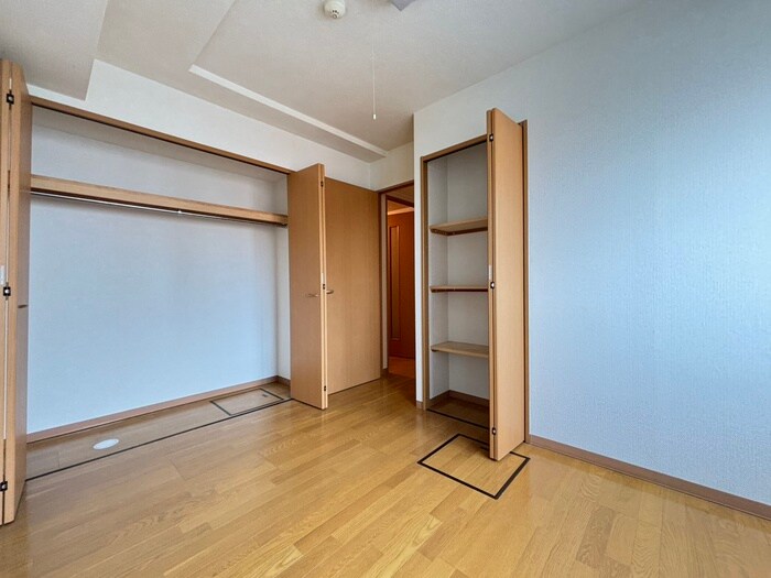 物件内観写真14　(居室)