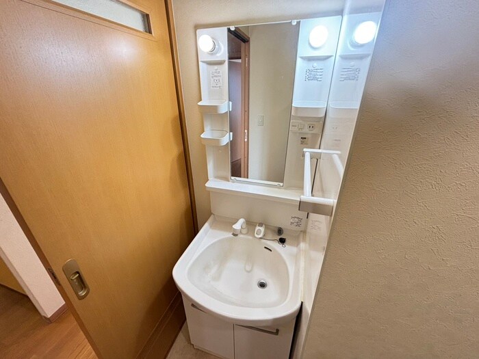 物件内観写真18　(洗面)