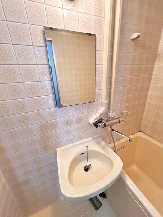 物件内観写真10　(洗面)