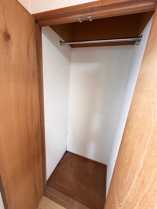 物件内観写真12　(収納)