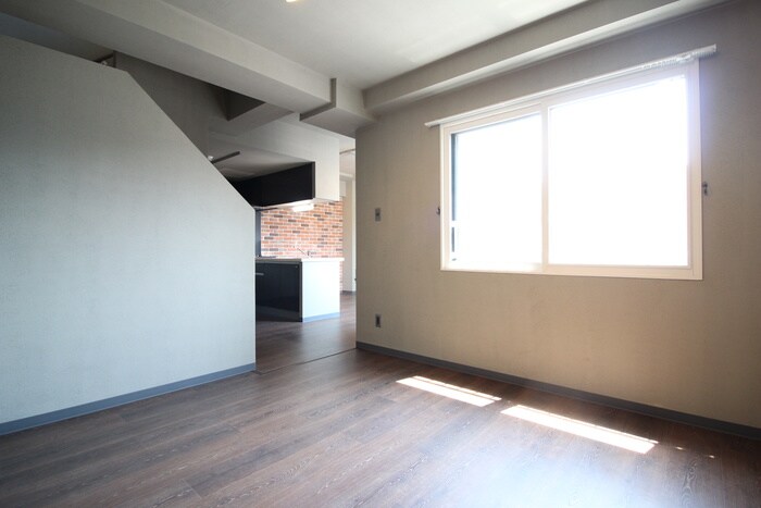 物件内観写真9　(居室)