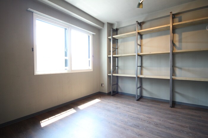 物件内観写真11　(居室)