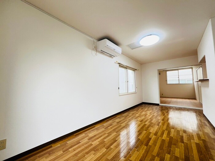 物件内観写真9　(居室)