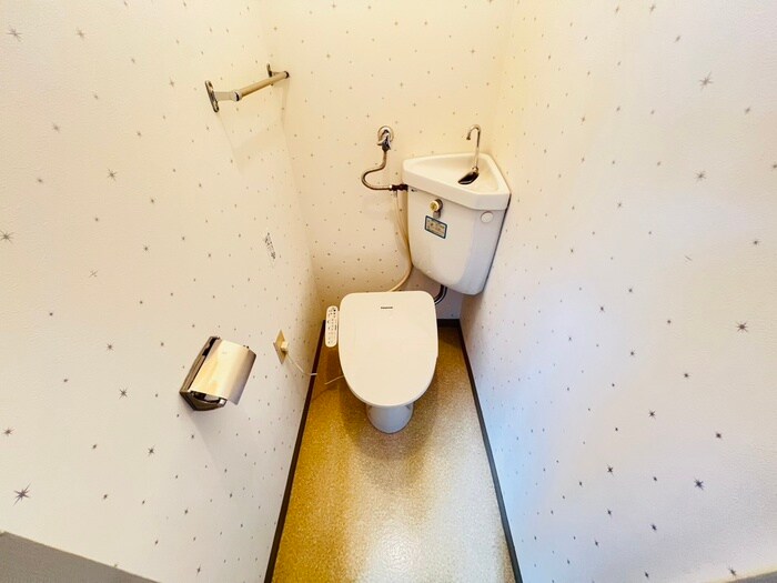 物件内観写真13　(トイレ)