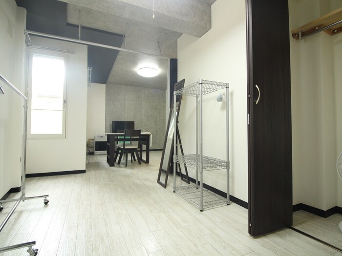 物件内観写真18　(居室)