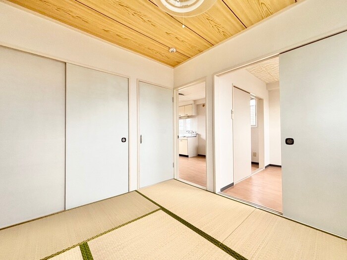 物件内観写真13　(居室)