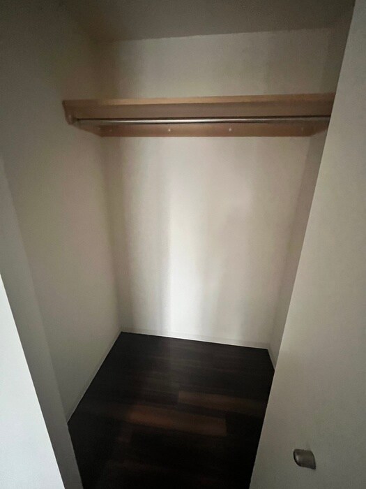 物件内観写真12　(収納)